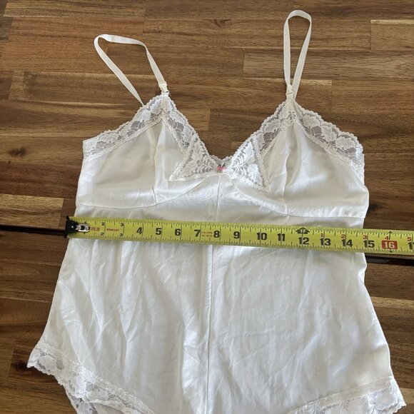 Vintage Bodychic Satin Babydoll Teddy Medium Made In USA Nylon Sexy Romantic - Picture 12 of 15